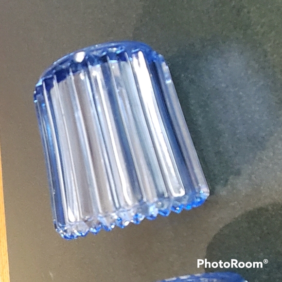 Blue glass votive set - Picture 7 of 12